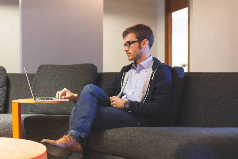 Gagnez du temps avec l’entretien vidéo différé pour recruter