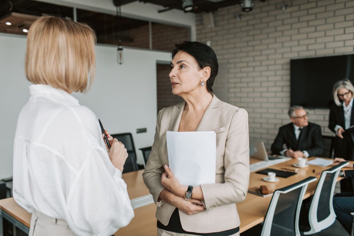 Incivilités au travail : comment désamorcer les tensions avant l’escalade ?
